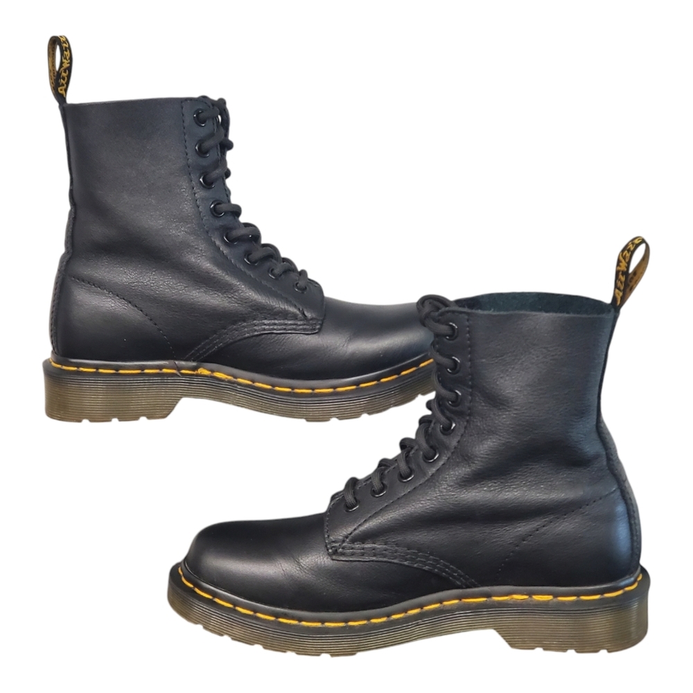 Dr. Martens Pascal 1460 Womens Size 6 Smooth Black Leather Lace Up Combat Boots